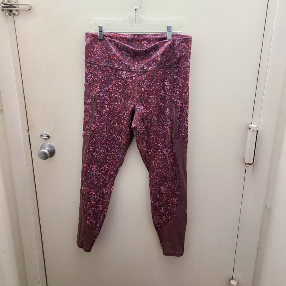 Workout pants size large Athleta never worn